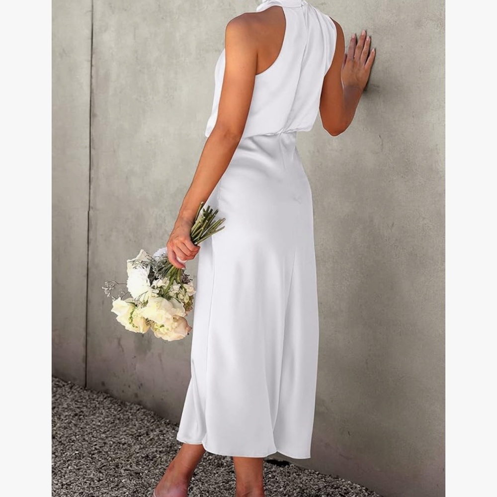 Chic White Sleeveless Maxi Dress - Picture 2 of 5